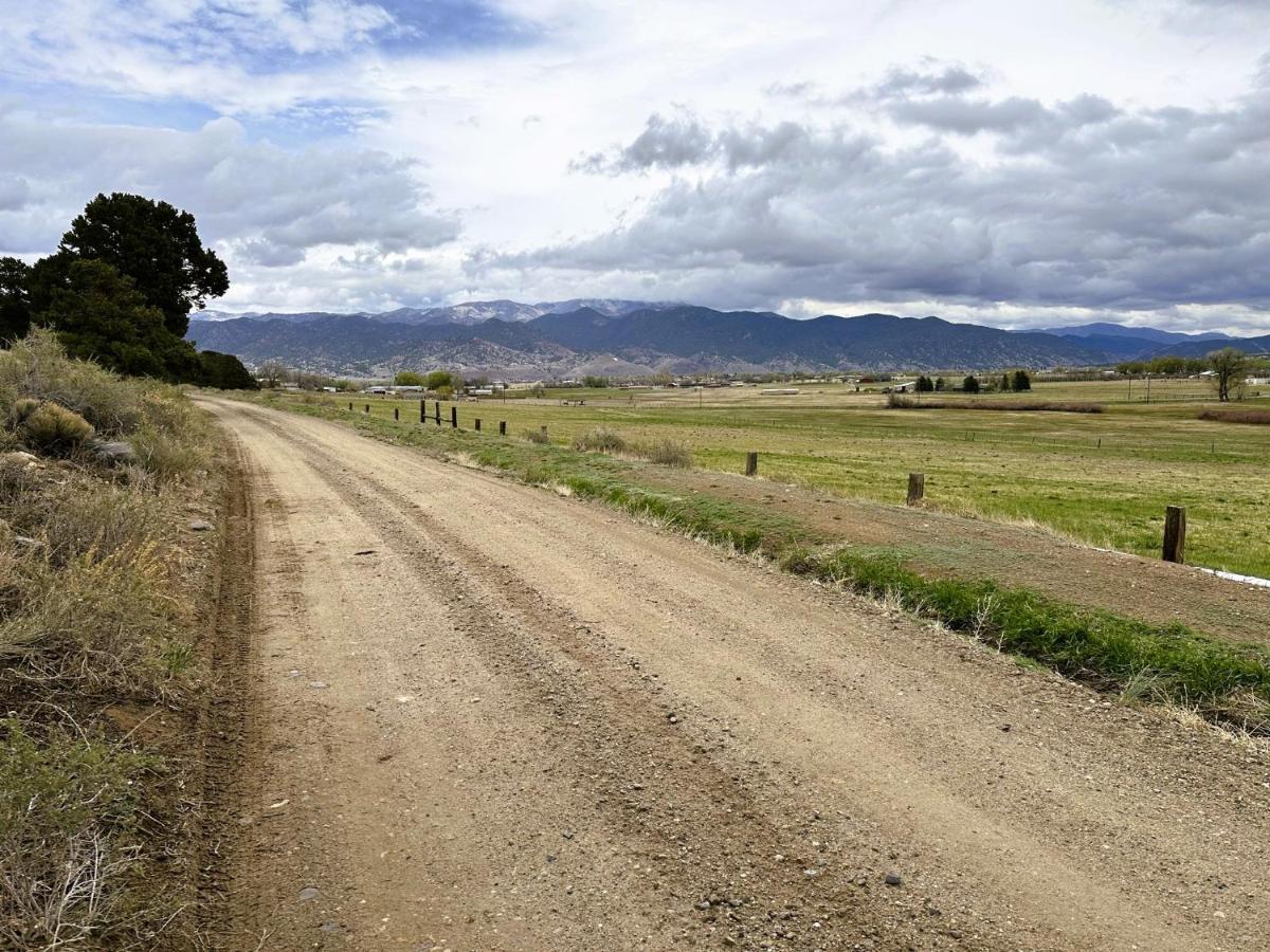 Вилла Private Retreat On Working Horse And Cattle Ranch Салида Экстерьер фото