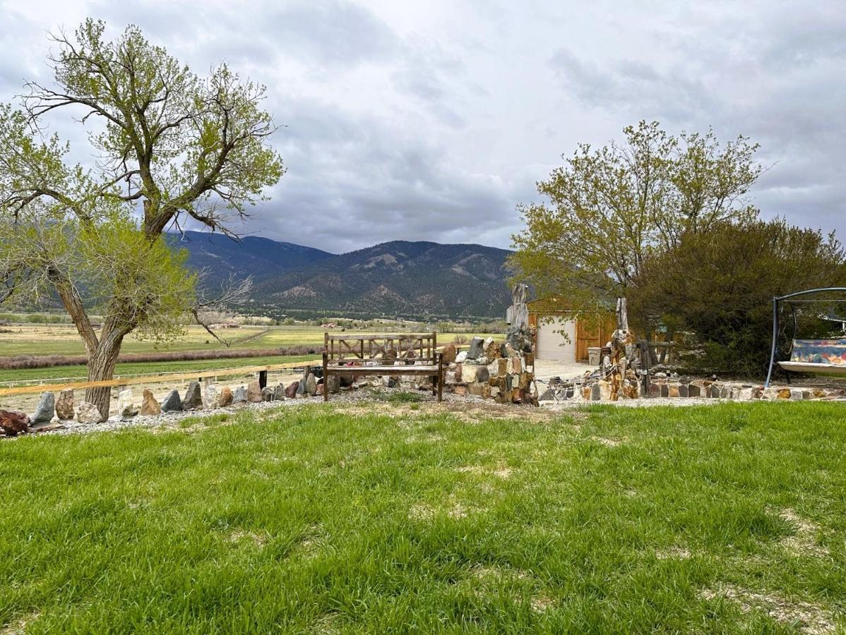 Вилла Private Retreat On Working Horse And Cattle Ranch Салида Экстерьер фото
