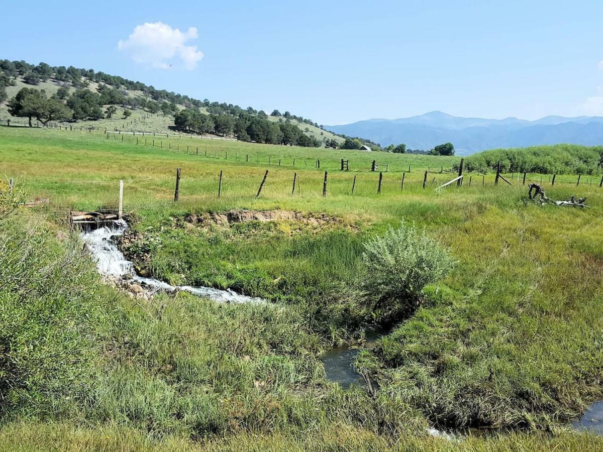 Вилла Private Retreat On Working Horse And Cattle Ranch Салида Экстерьер фото
